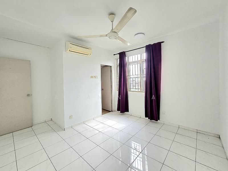 Apartment for Sale at Crystal Tower (Pangsapuri Kristal) - Fauran Nawawi - PropertyGuru.com.my