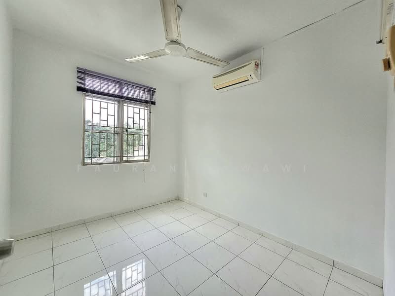 Apartment for Sale at Crystal Tower (Pangsapuri Kristal) - Fauran Nawawi - PropertyGuru.com.my