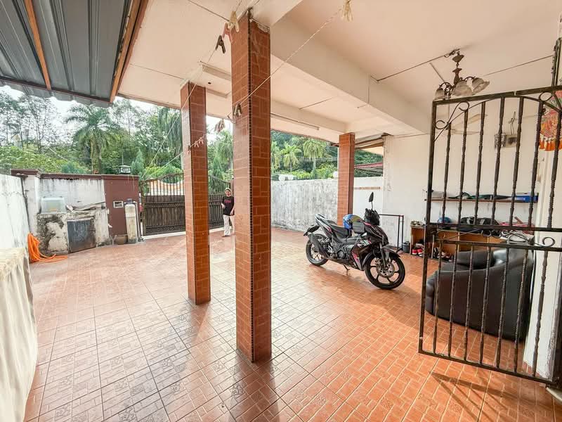 Rumah Teres 2 Tingkat untuk Dijual di Klang (Selangor) - Yazila Sulaimi - Exterior - PropertyGuru.com.my