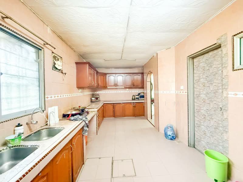Rumah Teres 2 Tingkat untuk Dijual di Klang (Selangor) - Yazila Sulaimi - Kitchen - PropertyGuru.com.my
