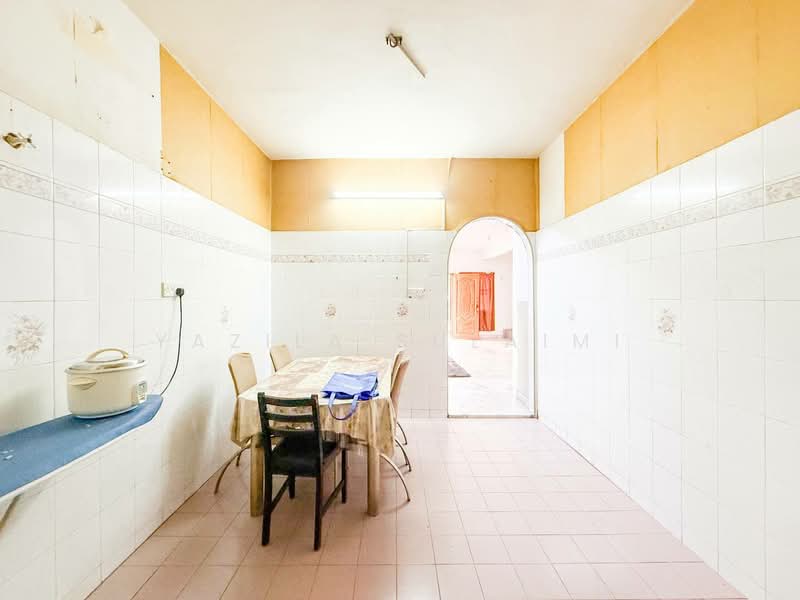 Rumah Teres 2 Tingkat untuk Dijual di Klang (Selangor) - Yazila Sulaimi - Kitchen - PropertyGuru.com.my