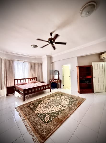 Kondominium untuk Dijual di Sri Pangkor Condominium - Cheryl Chng - Bedroom - PropertyGuru.com.my