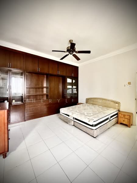 Kondominium untuk Dijual di Sri Pangkor Condominium - Cheryl Chng - Bedroom - PropertyGuru.com.my