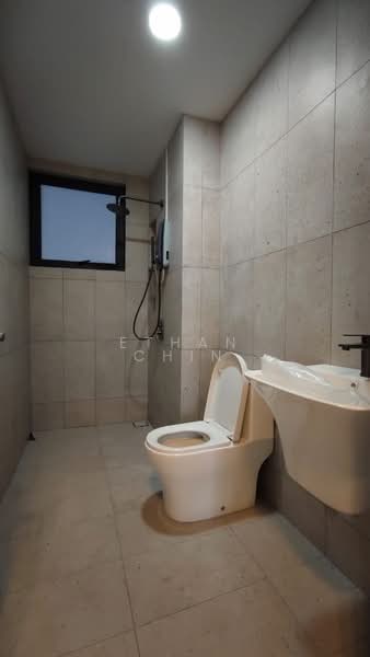 Kondominium untuk Disewa di EdgeWood Residences @ SkySanctuary - Ethan Chin - Bathroom - PropertyGuru.com.my