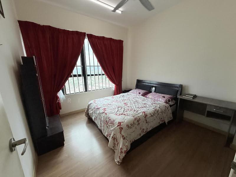 Kediaman Servis untuk Dijual di MKH Boulevard - Ariff Syafiq - Bedroom - PropertyGuru.com.my