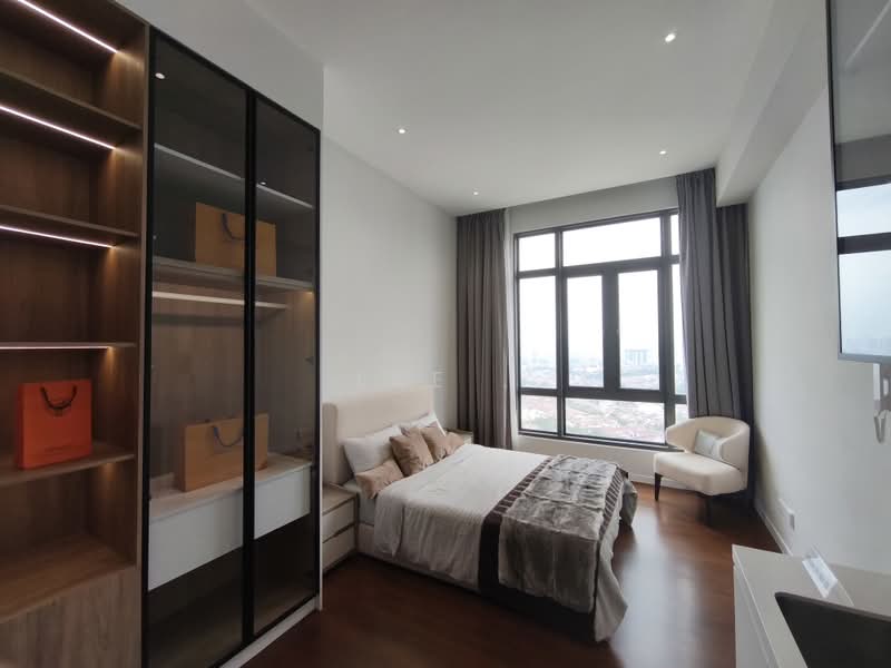 Kondominium untuk Dijual di The Maple Residences - Lee . - Master Bedroom - PropertyGuru.com.my