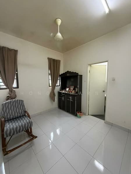 Rumah Teres 2 Tingkat untuk Disewa di Skudai (Johor) - Hong Charng Lee - Living Room - PropertyGuru.com.my