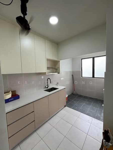Pangsapuri untuk Disewa di Residensi Max - Kayson Wong - Kitchen - PropertyGuru.com.my