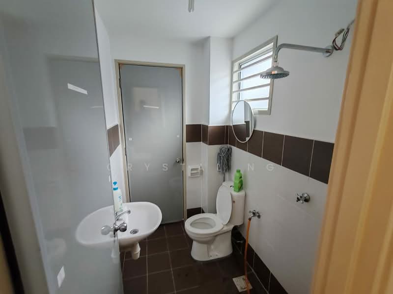 Rumah Teres 2 Tingkat untuk Dijual di Semenyih (Selangor) - Crystal Ng - Bathroom - PropertyGuru.com.my