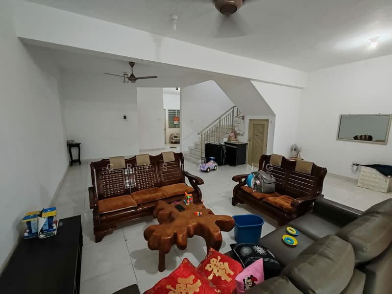 Rumah Teres 2 Tingkat untuk Dijual di Semenyih (Selangor) - Crystal Ng - Living Room - PropertyGuru.com.my