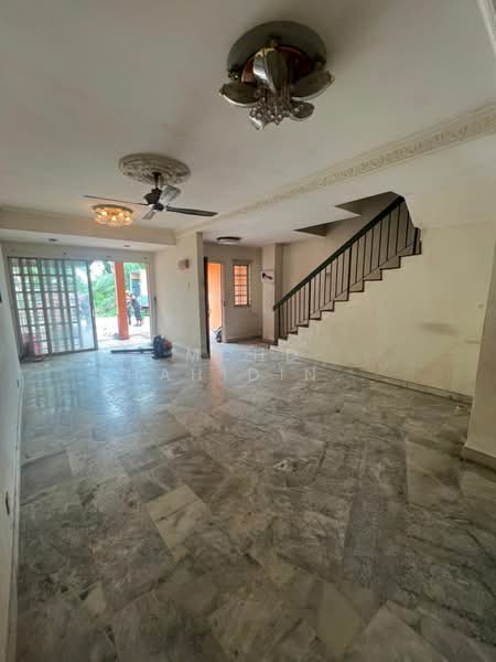 2-storey Terraced House for Sale in Taman Desa Serdang (Seri Kembangan) - Mohd Shahidin Bin Mohamad - PropertyGuru.com.my