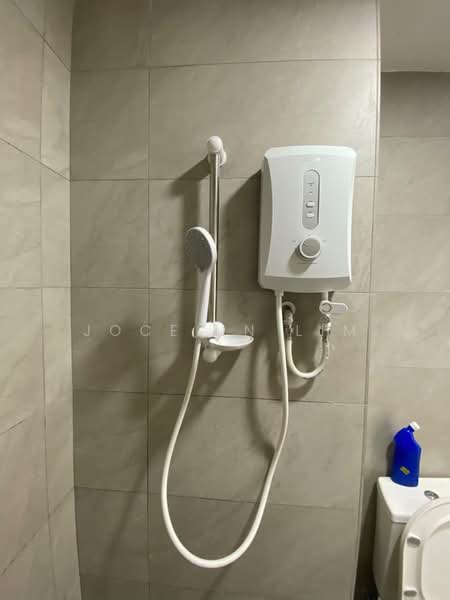 Servis Apartment untuk Disewa di Tulip Residence - Jocelin Lim - Bathroom - PropertyGuru.com.my