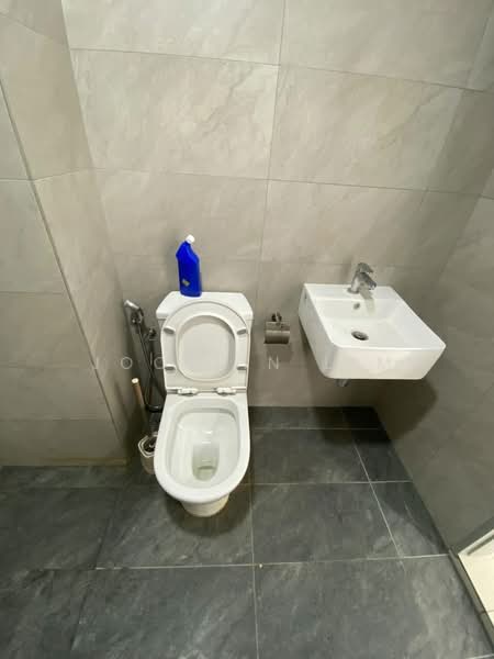 Servis Apartment untuk Disewa di Tulip Residence - Jocelin Lim - Bathroom - PropertyGuru.com.my