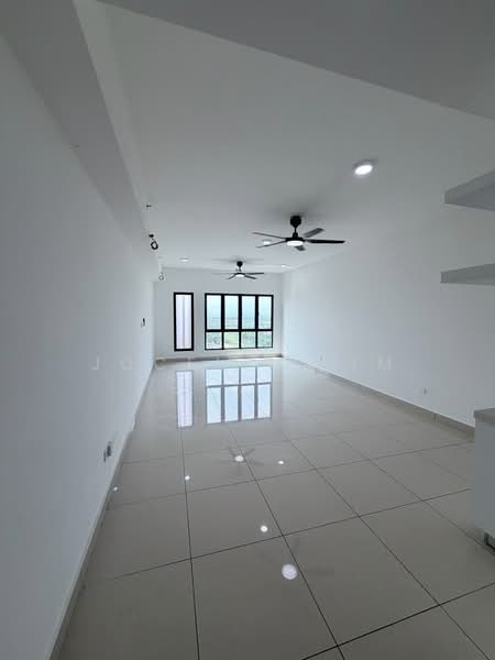 Servis Apartment untuk Disewa di Tulip Residence - Jocelin Lim - Living Room - PropertyGuru.com.my