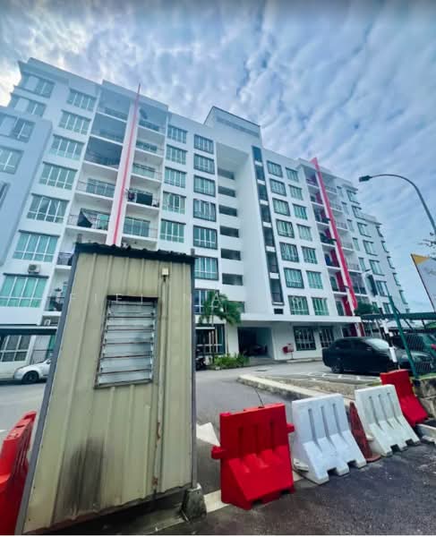Pangsapuri untuk Dijual di Lake Villa Deluxe - Fifi Natasya - Exterior - PropertyGuru.com.my