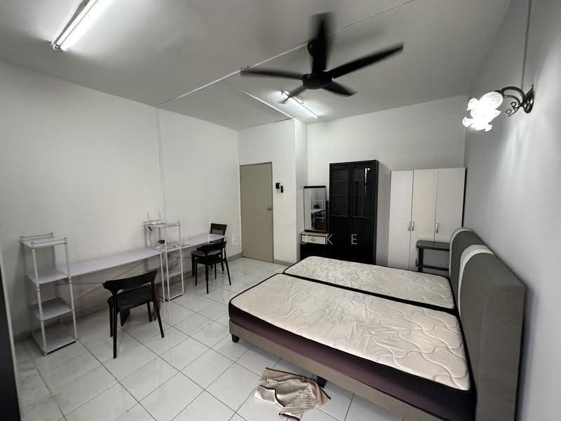 Condominium for Rent at Sunway Lagoon View Resort Condominium - Lee Luke - Bedroom - PropertyGuru.com.my