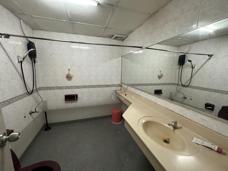 Condominium for Rent at Sunway Lagoon View Resort Condominium - Lee Luke - Bathroom - PropertyGuru.com.my