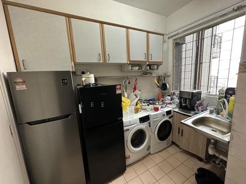 Condominium for Rent at Sunway Lagoon View Resort Condominium - Lee Luke - Kitchen - PropertyGuru.com.my