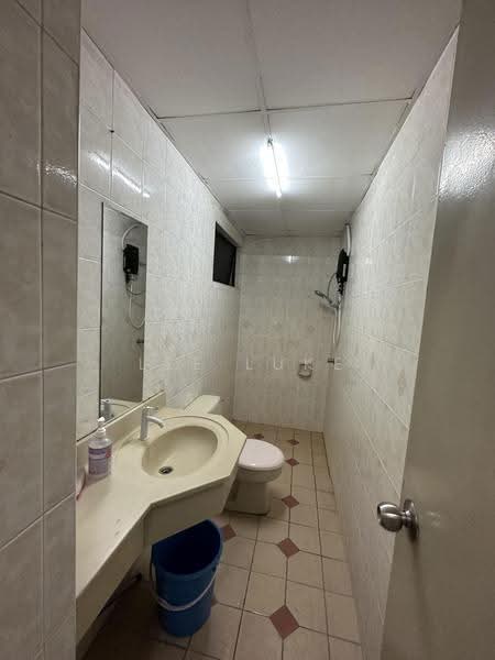 Condominium for Rent at Sunway Lagoon View Resort Condominium - Lee Luke - Bathroom - PropertyGuru.com.my