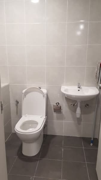 Servis Apartment untuk Disewa di Huni @ Eco Ardence - Shue Tan - Bathroom - PropertyGuru.com.my