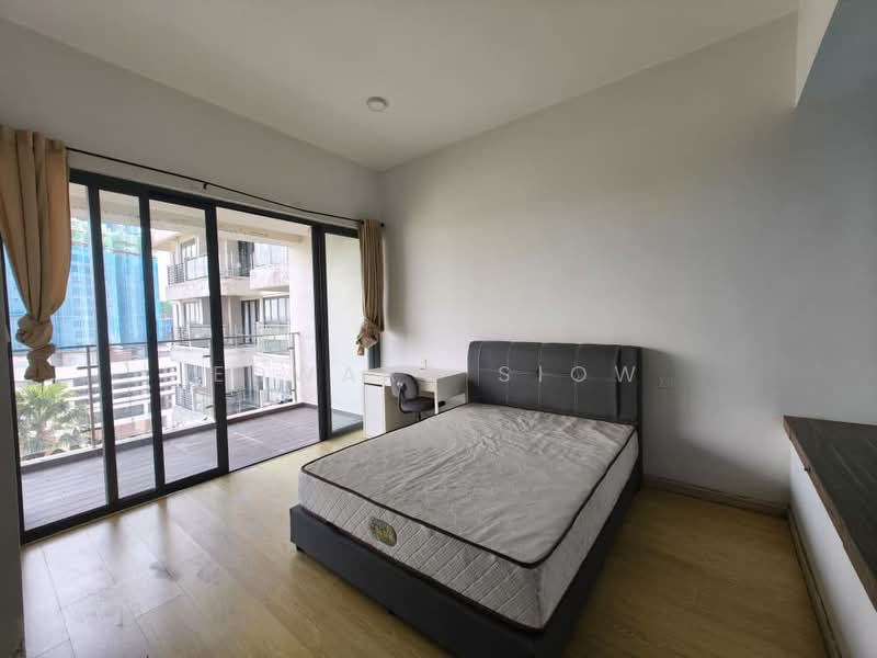 Kondominium untuk Dijual di Royal Strand @ Country Garden Danga Bay - Edward Siow - Bedroom - PropertyGuru.com.my
