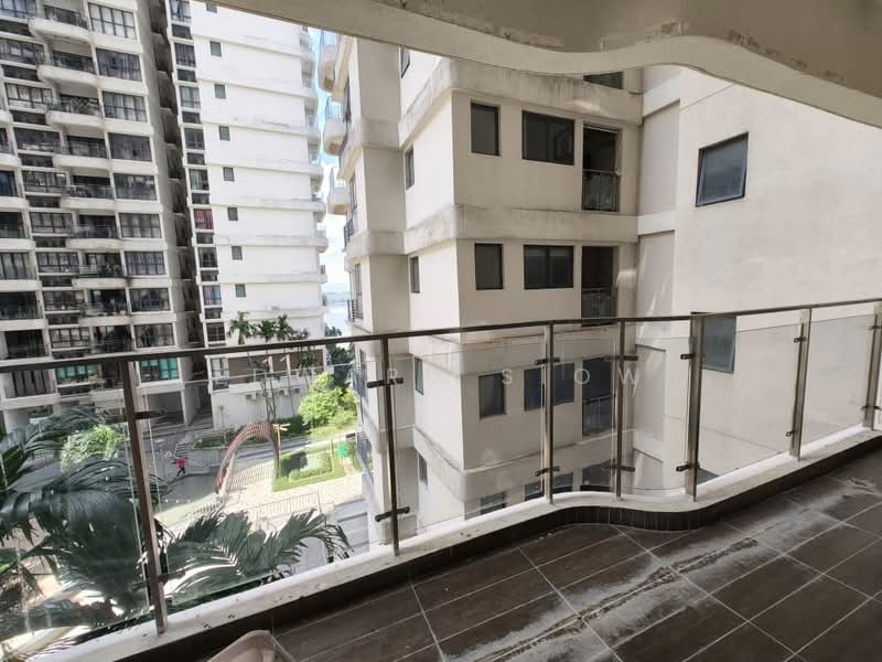 Kondominium untuk Dijual di Royal Strand @ Country Garden Danga Bay - Edward Siow - Balcony - PropertyGuru.com.my