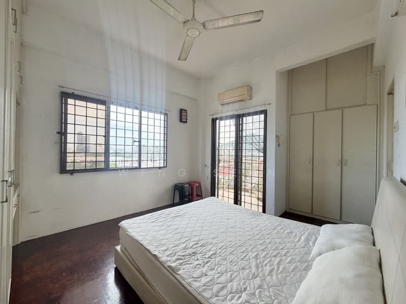Pangsapuri untuk Disewa di Sri Saujana - Weng Sern - Bedroom - PropertyGuru.com.my