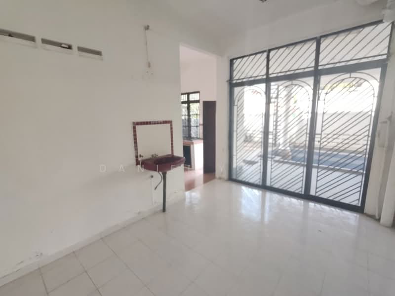 Rumah Teres 2 Tingkat untuk Dijual di Taman Bukit Perdana (Batu Pahat) - Daniel Yong - Interior - PropertyGuru.com.my