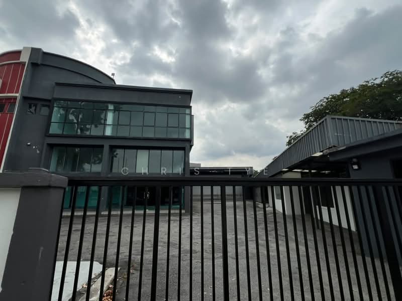 Kilang untuk Disewa di Seksyen U1, Temasya Industrial Park (Shah Alam) - Chris Tye - Exterior - PropertyGuru.com.my