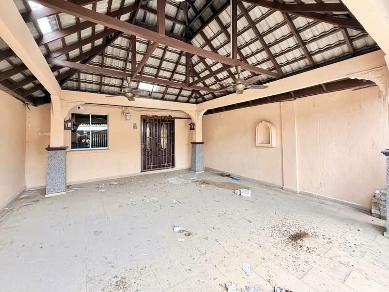 1-storey Terraced House for Sale in Bandar Baru Sungai Buloh (Sungai Buloh) - Hazlin Miswan - Exterior - PropertyGuru.com.my