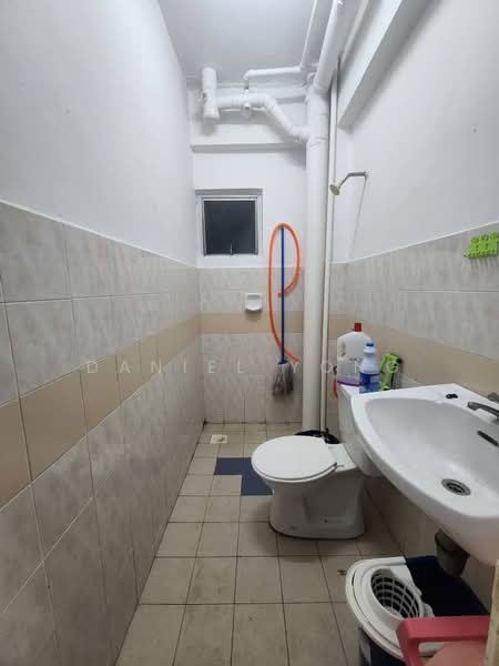 Apartment for Sale at Sri Kenari Apartment - Daniel Yong - Bathroom - PropertyGuru.com.my