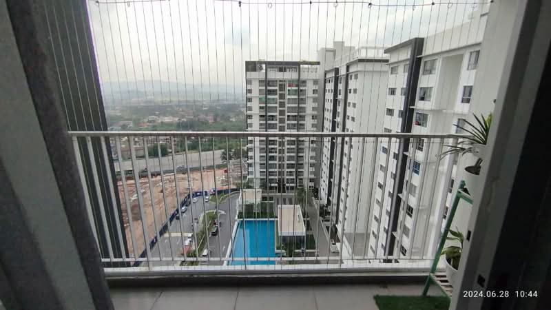 Servis Apartment untuk Dijual di Residensi Sutera 7 - Bill Lee - Balcony - PropertyGuru.com.my