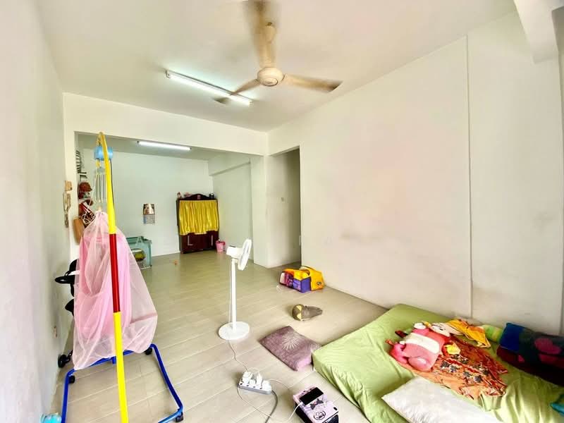 Kondominium untuk Dijual di Evergreen Park Acorn & Hazel - Azli Ibrahim - Living Room - PropertyGuru.com.my