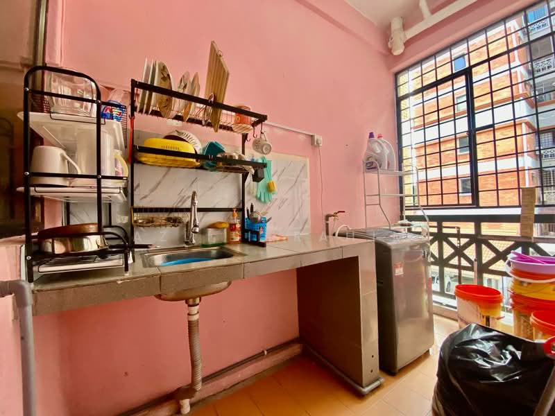 Kondominium untuk Dijual di Evergreen Park Acorn & Hazel - Azli Ibrahim - Kitchen - PropertyGuru.com.my
