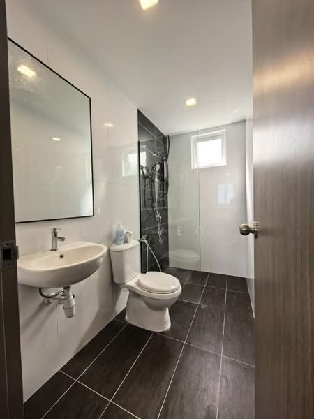 Kondominium untuk Dijual di Zen 6 - Sam Yeoh - Bathroom - PropertyGuru.com.my