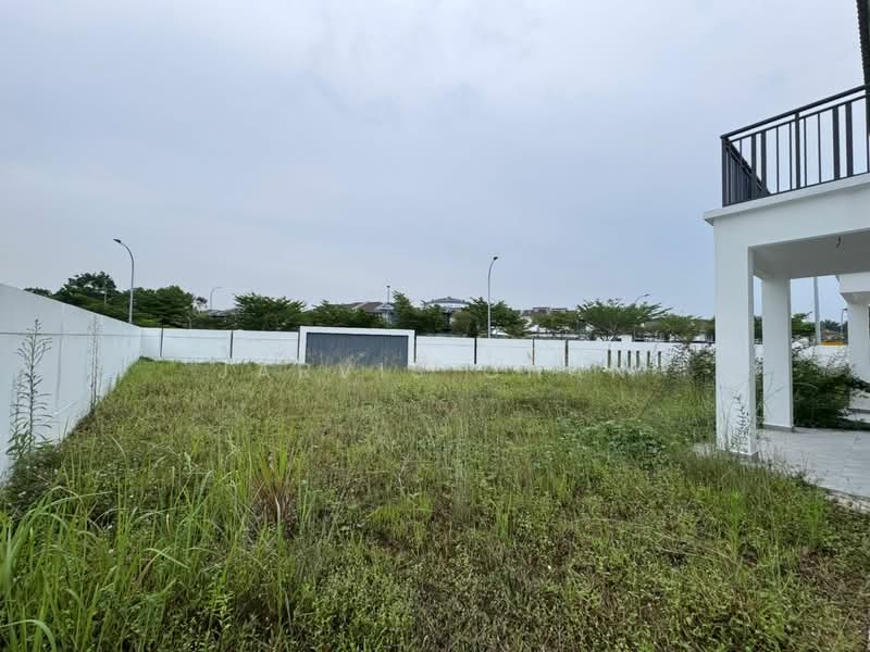 2-storey Terraced House for Sale in Taman Austin Duta (Tebrau) - Jarvis Chan - Exterior - PropertyGuru.com.my