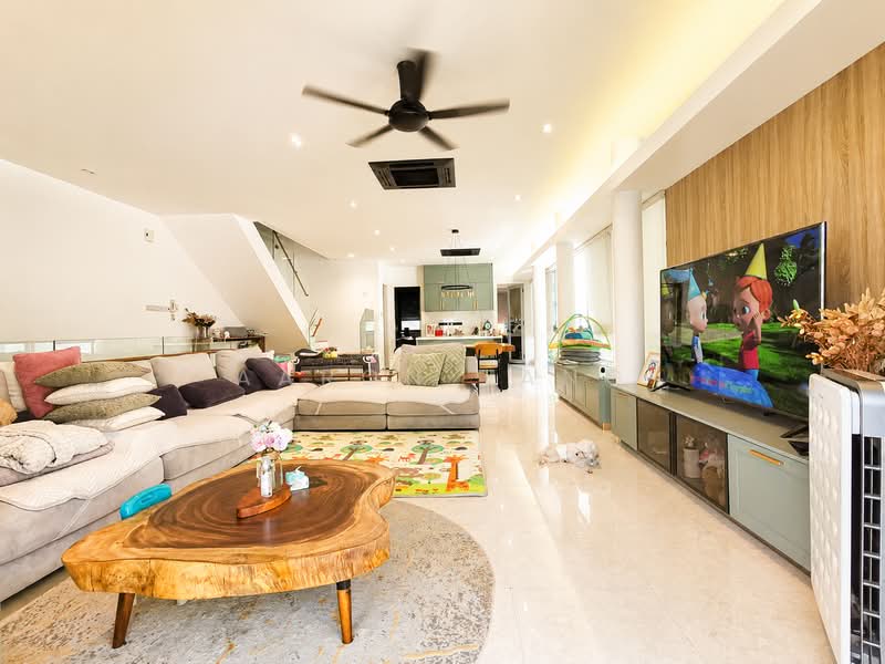 Semi-Detached House for Rent in Petaling Jaya (Selangor) - Aaron Tang - Living Room - PropertyGuru.com.my