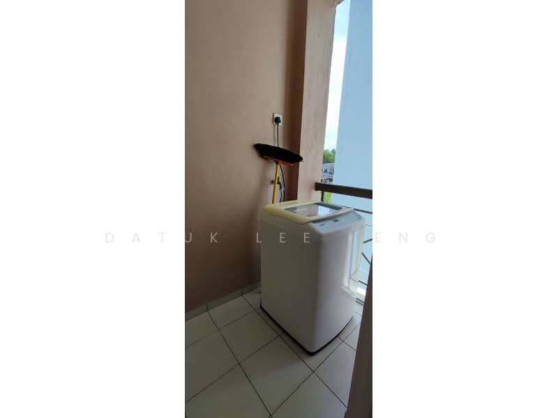 Condominium for Rent at Rayaria - Datuk Lee Heng - Balcony - PropertyGuru.com.my