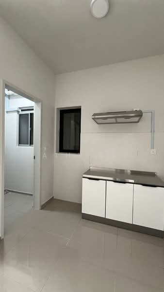 Kondominium untuk Disewa di Sky Awani Residensi 4 - Kathy Yap - Kitchen - PropertyGuru.com.my