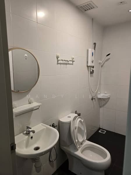 Servis Apartment untuk Disewa di M Suite @ Desa Park North - Mandy Liew - Bathroom - PropertyGuru.com.my
