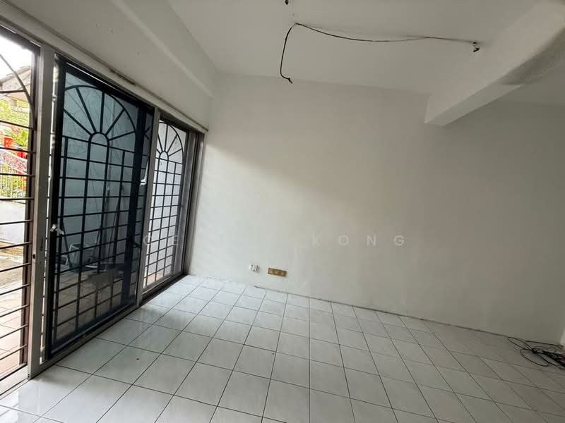 Rumah Teres untuk Disewa di Taman Bukit Kinrara (Bandar Kinrara) - Celine Kong - PropertyGuru.com.my