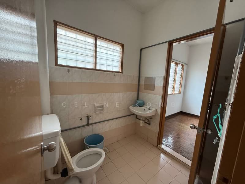Rumah Teres untuk Disewa di Taman Bukit Kinrara (Bandar Kinrara) - Celine Kong - PropertyGuru.com.my