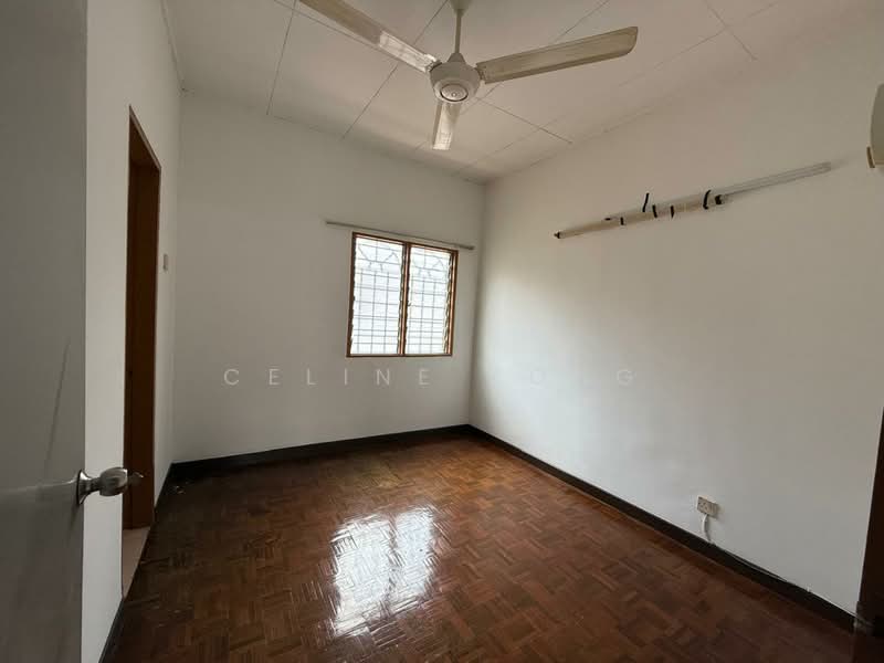 Rumah Teres untuk Disewa di Taman Bukit Kinrara (Bandar Kinrara) - Celine Kong - PropertyGuru.com.my
