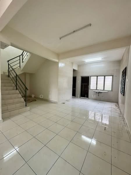 Rumah Bandar untuk Dijual di Aman Larkin (Johor Bahru) - Robin Lim - Interior - PropertyGuru.com.my