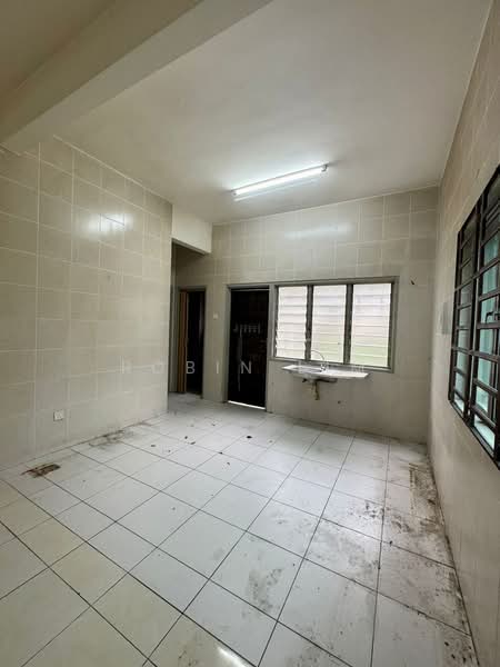 Rumah Bandar untuk Dijual di Aman Larkin (Johor Bahru) - Robin Lim - Kitchen - PropertyGuru.com.my