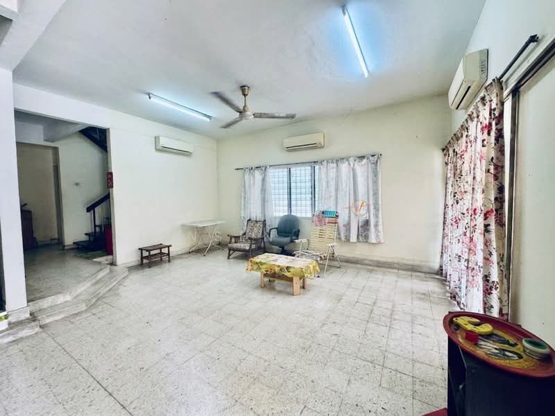 Rumah Teres 2 Tingkat untuk Dijual di Jalan Ipoh (Kuala Lumpur) - Jansen Khoo - Living Room - PropertyGuru.com.my
