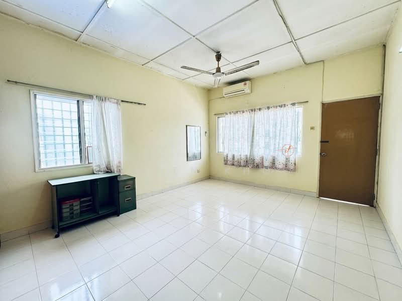 Rumah Teres 2 Tingkat untuk Dijual di Jalan Ipoh (Kuala Lumpur) - Jansen Khoo - Living Room - PropertyGuru.com.my