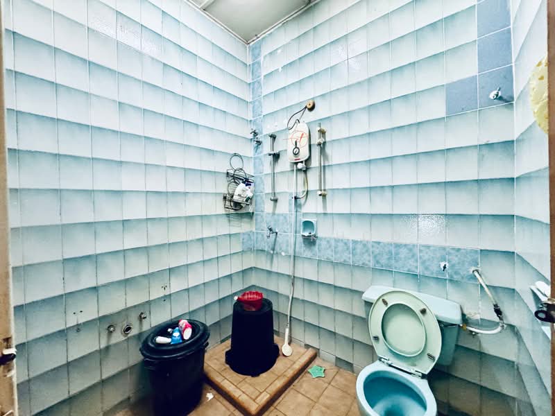 Rumah Teres 2 Tingkat untuk Dijual di Jalan Ipoh (Kuala Lumpur) - Jansen Khoo - Bathroom - PropertyGuru.com.my