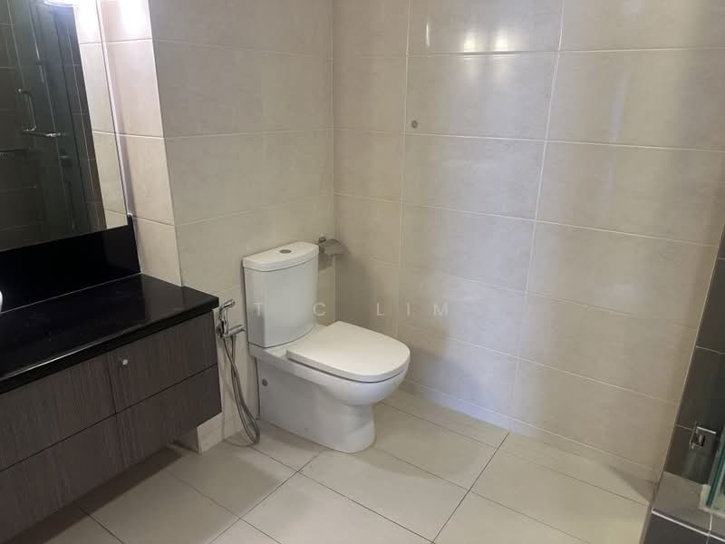 Rumah Teres 3 Tingkat untuk Dijual di Lake Fields (Sungai Besi) - T C Lim - Bathroom - PropertyGuru.com.my