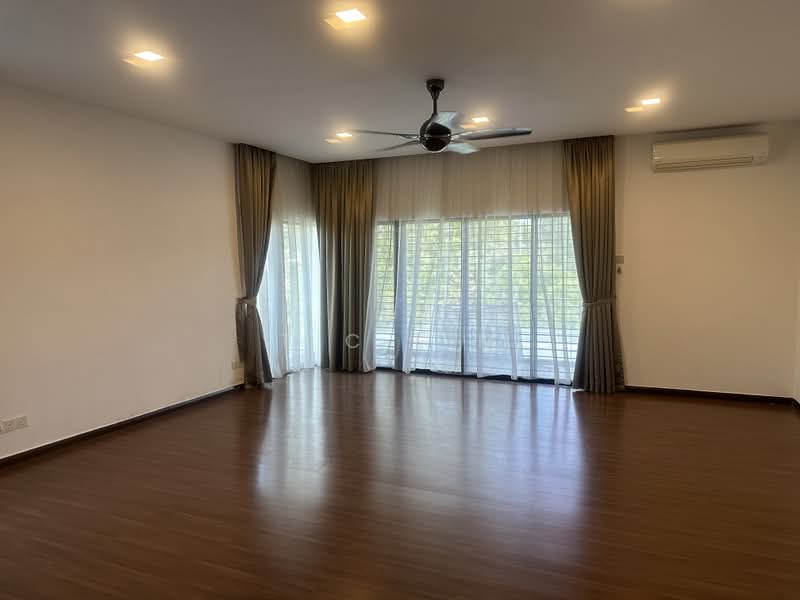 Rumah Teres 3 Tingkat untuk Dijual di Lake Fields (Sungai Besi) - T C Lim - Living Room - PropertyGuru.com.my